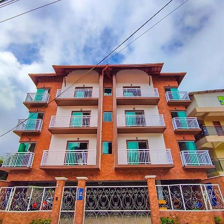 Antiquus Aparthotel Guaramiranga Exterior photo